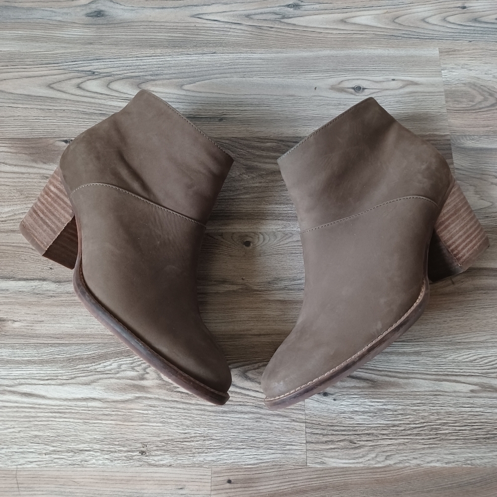 Blondo Nelli Ankle Boot Olive Green Brown Heeled Waterproof 7.5